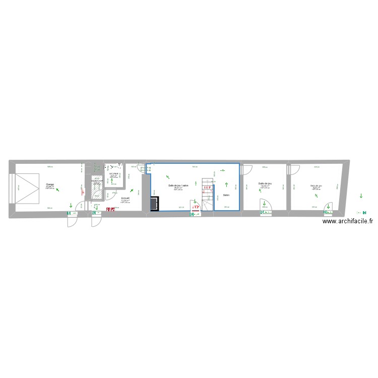 Manoir-LDH-RDC. Plan de 8 pièces et 100 m2