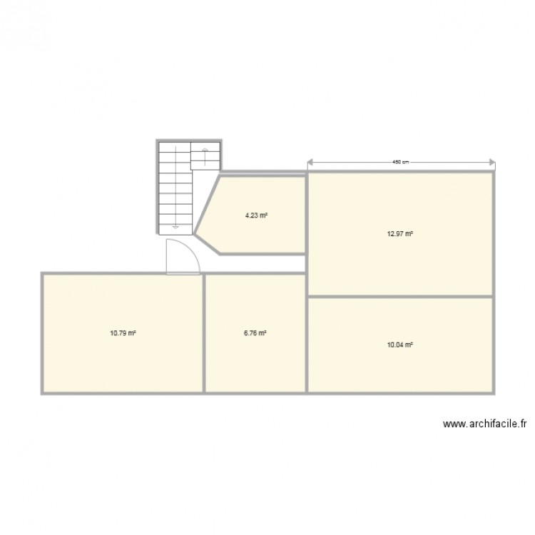 Etage. Plan de 0 pièce et 0 m2