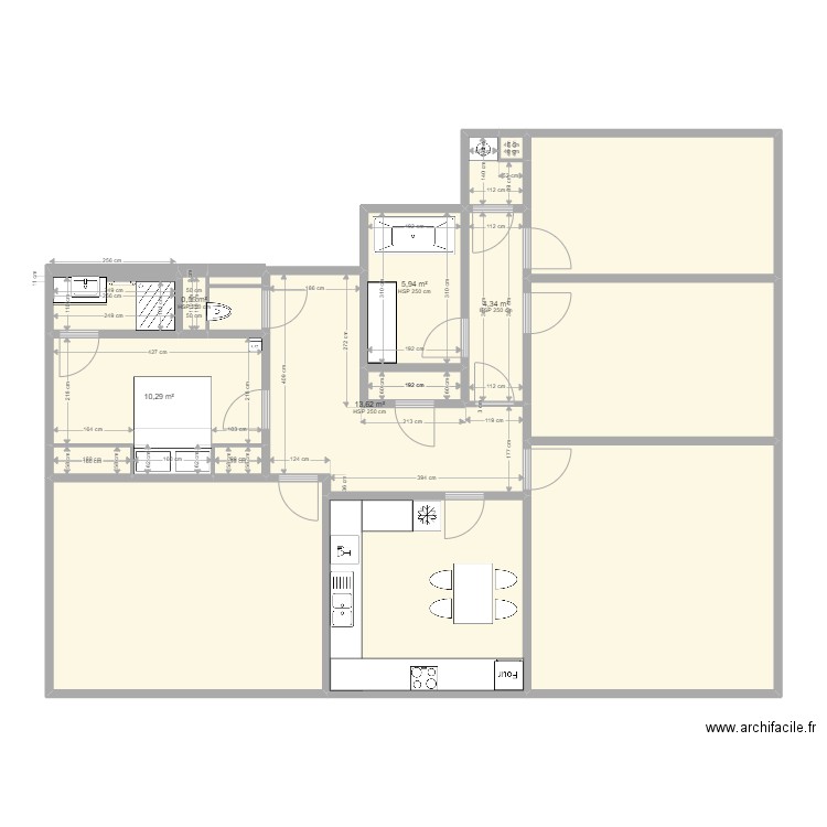 Plan existant adapté avec meuble. Plan de 18 pièces et 136 m2