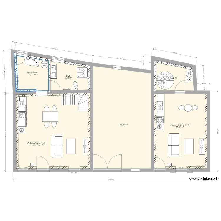 Plan ok. Plan de 17 pièces et 226 m2