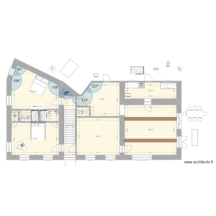 MONTIGNY V2. Plan de 18 pièces et 230 m2