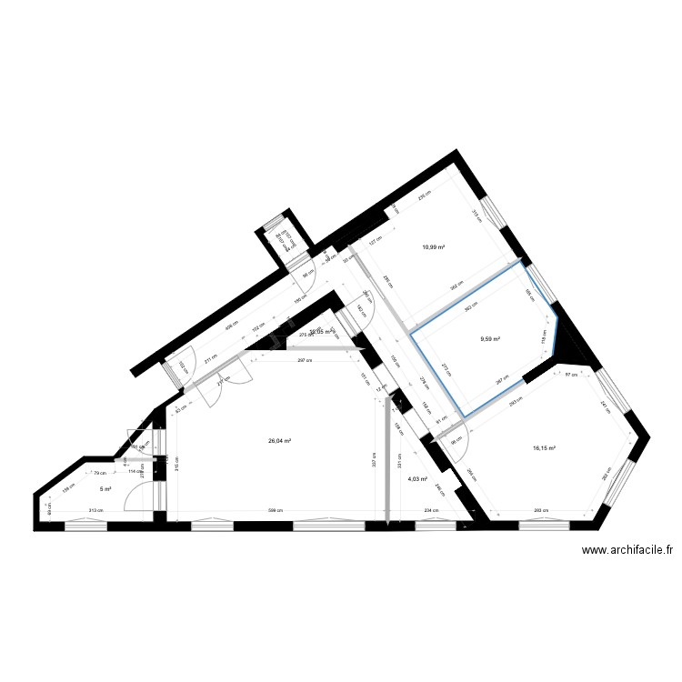 Petrus actuel. Plan de 10 pièces et 85 m2