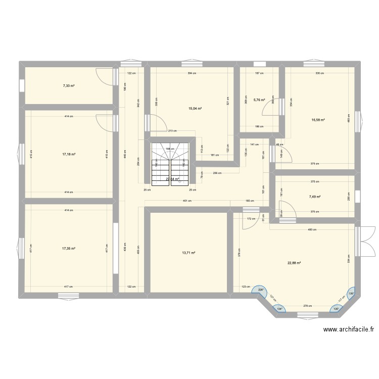 Maison Duplex Ripa *Haut*. Plan de 10 pièces et 151 m2