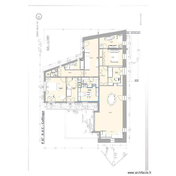 Pomeirols. Plan de 18 pièces et 160 m2