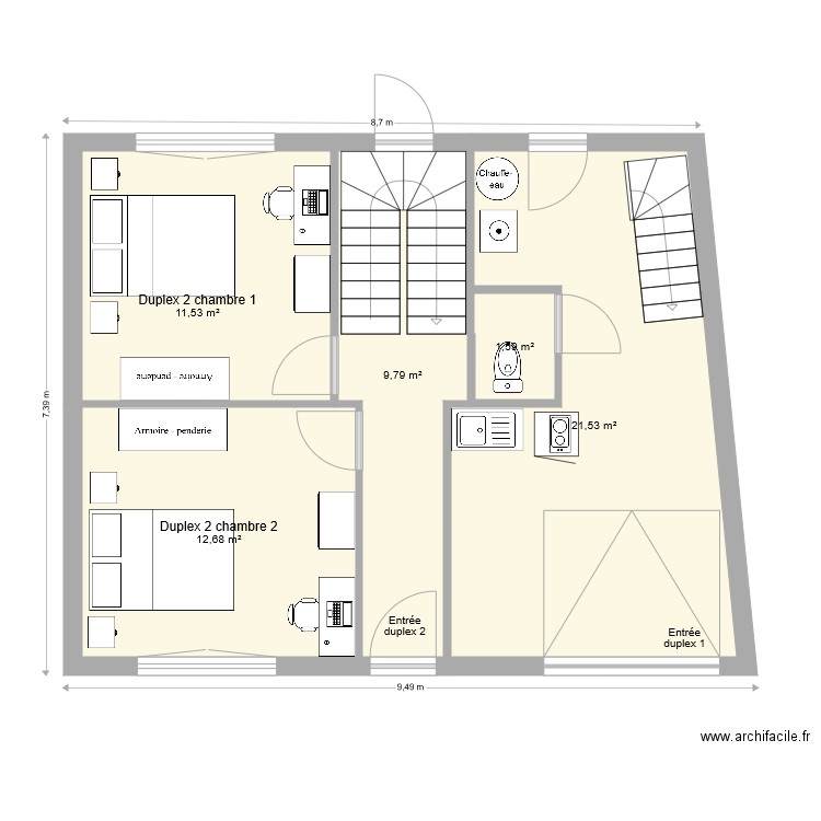 Duplex rez de chaussee. Plan de 0 pièce et 0 m2