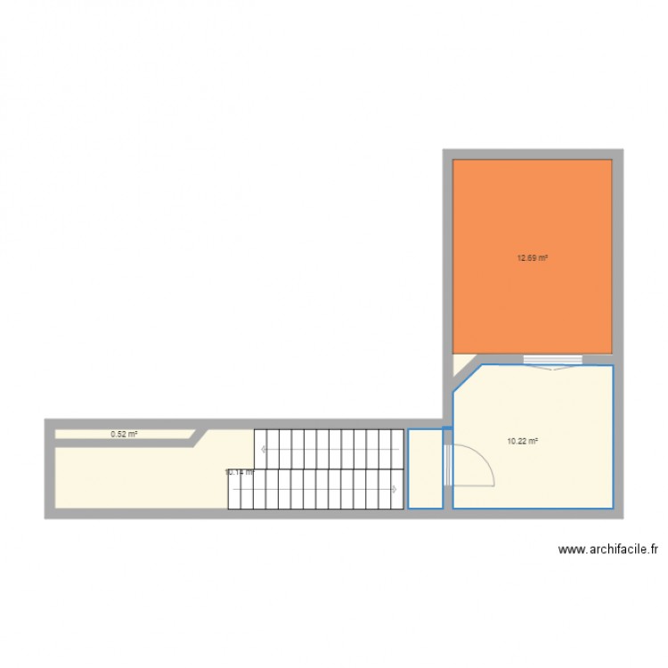 01 TUSSEN GELIJKVLOERS EN EERSTE VERDIEPING FIETSKOT 10 93m. Plan de 0 pièce et 0 m2