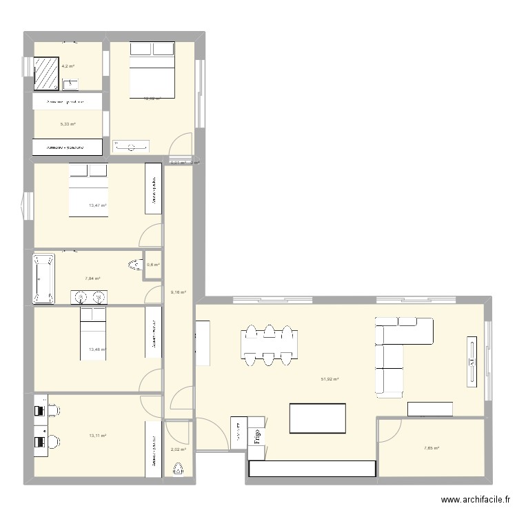 maison jj. Plan de 14 pièces et 141 m2