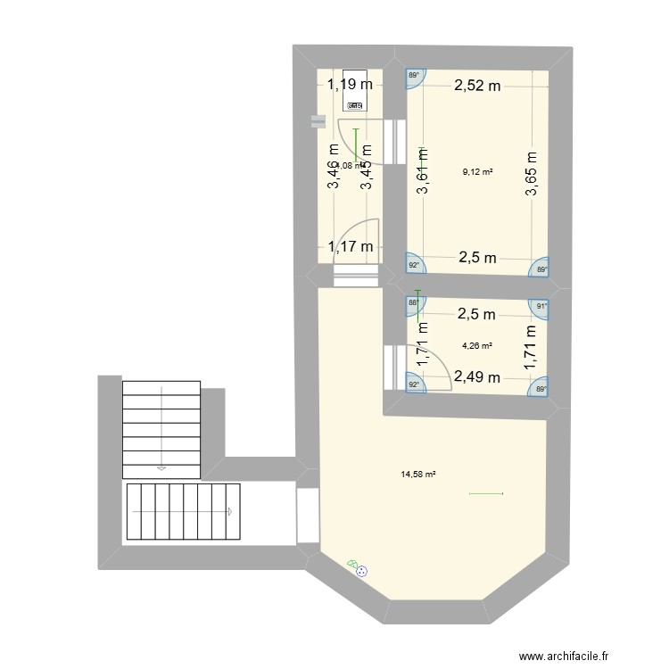 mvz caves. Plan de 4 pièces et 32 m2