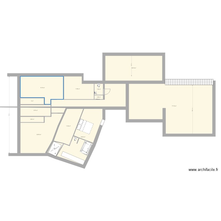 LA FERME V2. Plan de 14 pièces et 225 m2