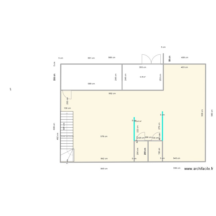arnaud. Plan de 2 pièces et 115 m2