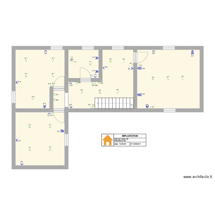 KATHEEEN. Plan de 6 pièces et 71 m2