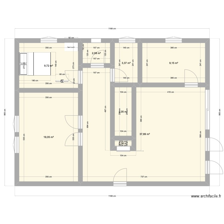 Villeurbanne. Plan de 8 pièces et 85 m2