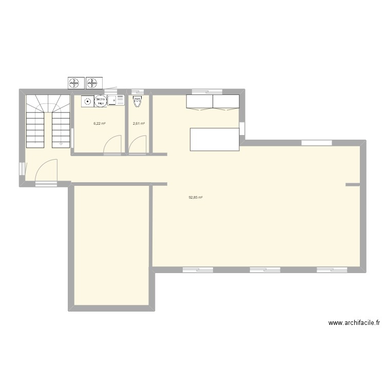 RDC . Plan de 3 pièces et 102 m2