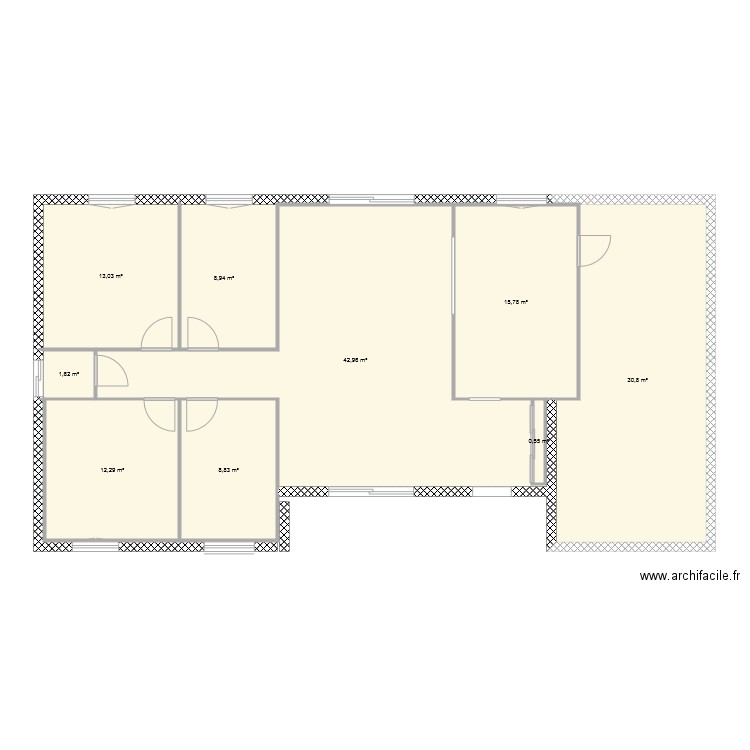 Coralie. Plan de 9 pièces et 135 m2