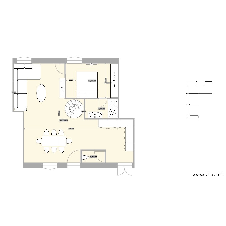 CIMIEZ bas 1. Plan de 4 pièces et 60 m2