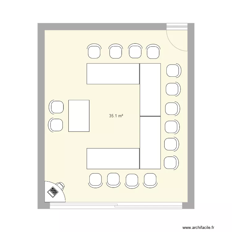 Salle F107A. Plan de 