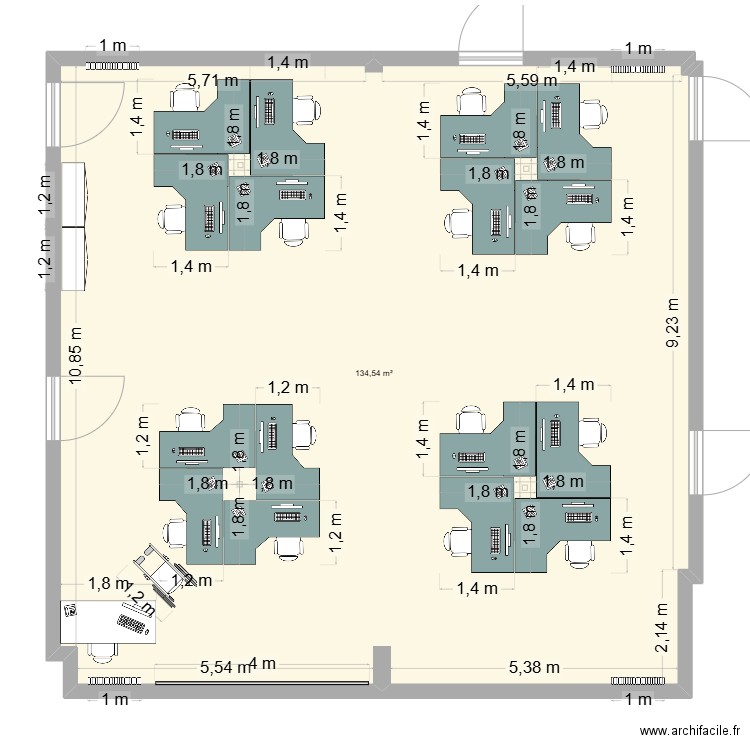 Salle F05V1. Plan de 1 pièce et 135 m2