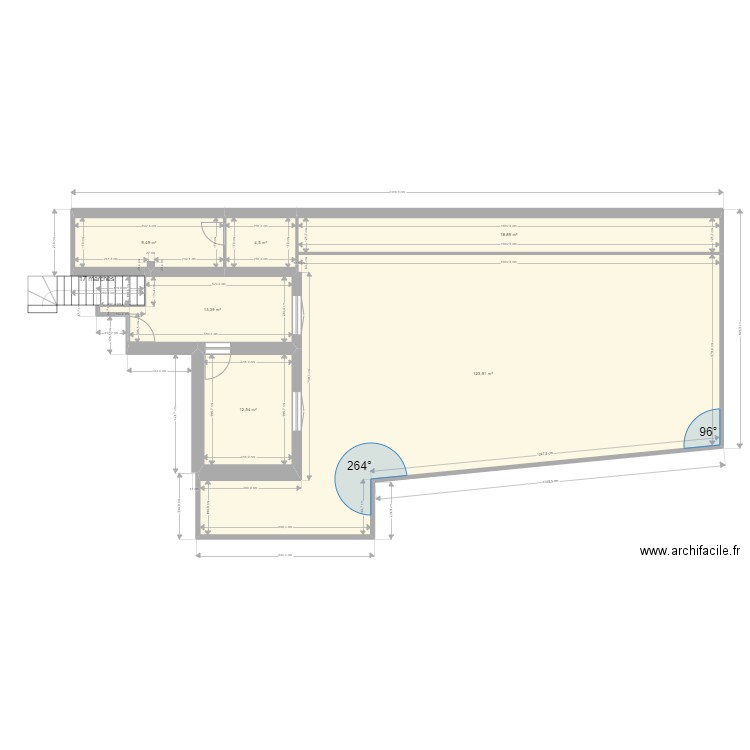 BIRIATOU VIERGE II. Plan de 6 pièces et 183 m2