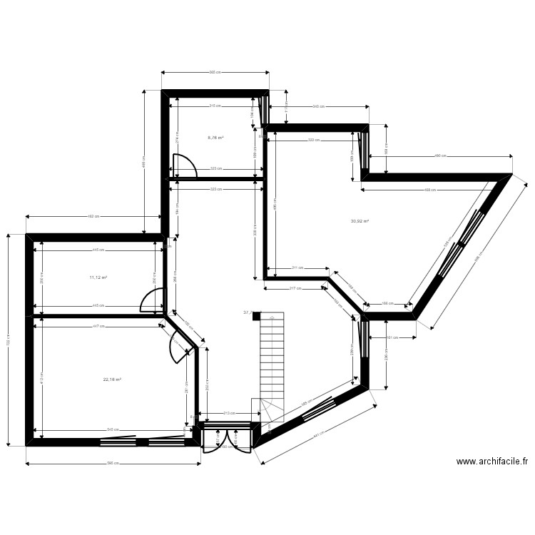 94V4BC Existant. Plan de 10 pièces et 179 m2