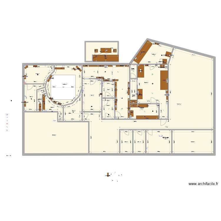 v6 Paris. Plan de 22 pièces et 435 m2