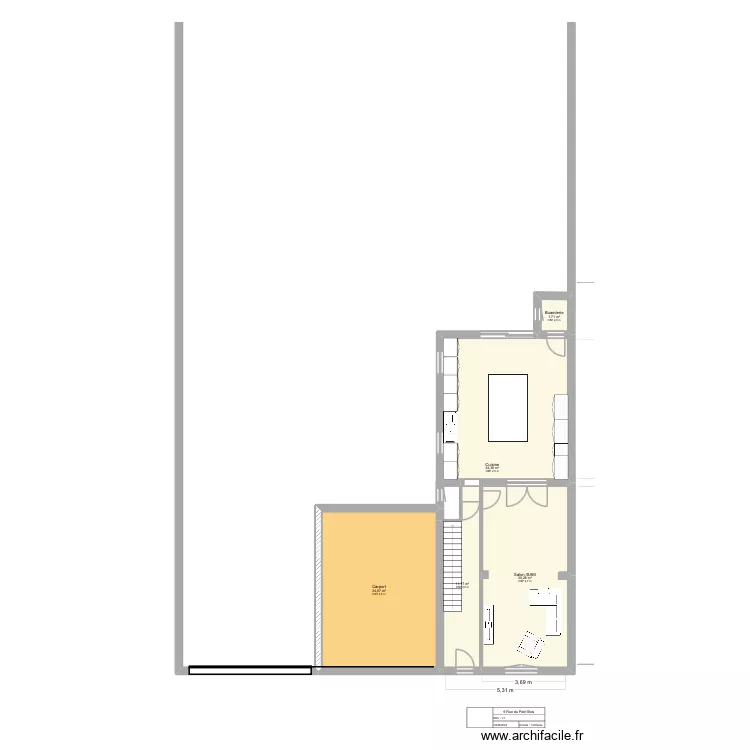Petit Bois / RDC - V1. Plan de 5  et 113 m²
