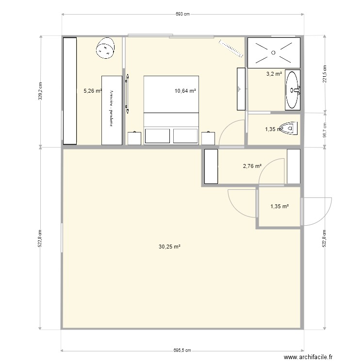 Chambre et garage. Plan de 7 pièces et 55 m2