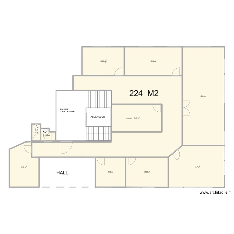 BUREAUX  1 er ETAGE   GAUCHE. Plan de 11 pièces et 222 m2