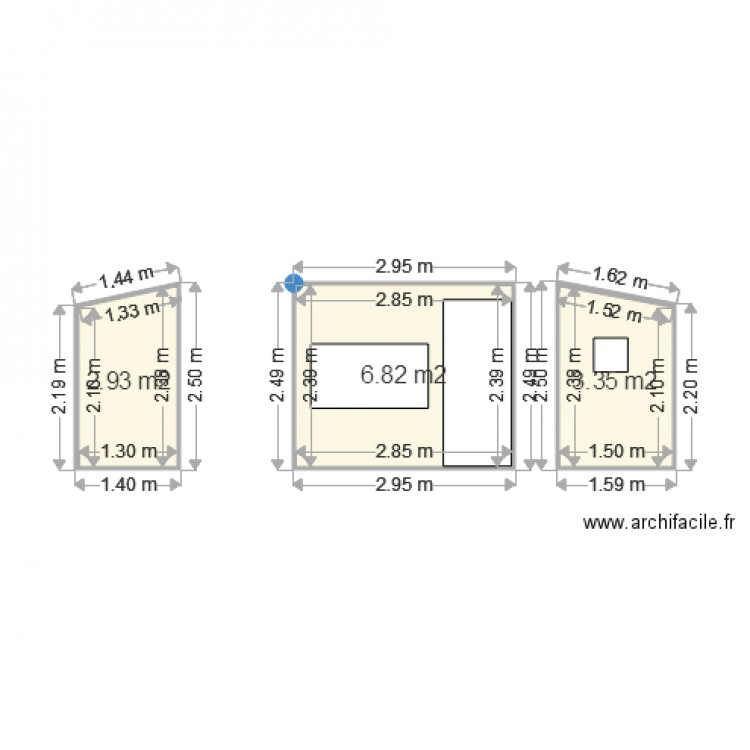 ours brun face intérieure ouest. Plan de 0 pièce et 0 m2