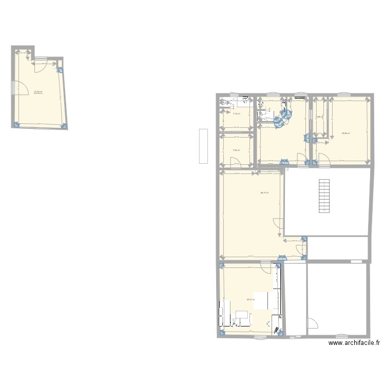 etage. Plan de 9 pièces et 148 m2
