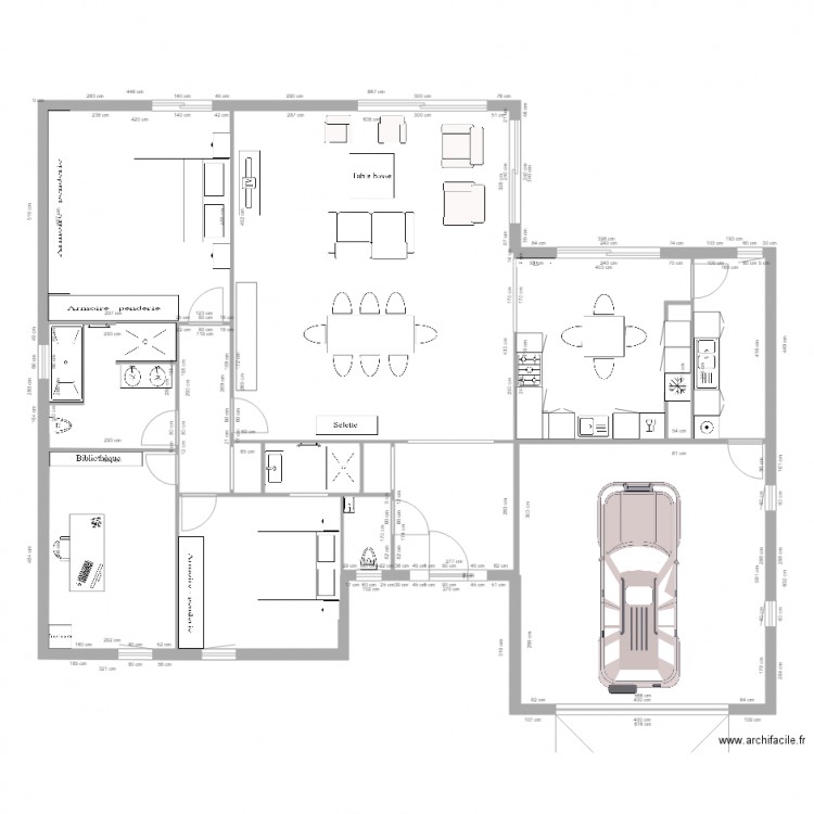 Meubles 4 fauteuils. Plan de 0 pièce et 0 m2