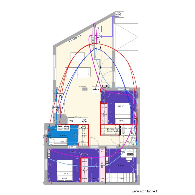 ROMAN. Plan de 14 pièces et 82 m2