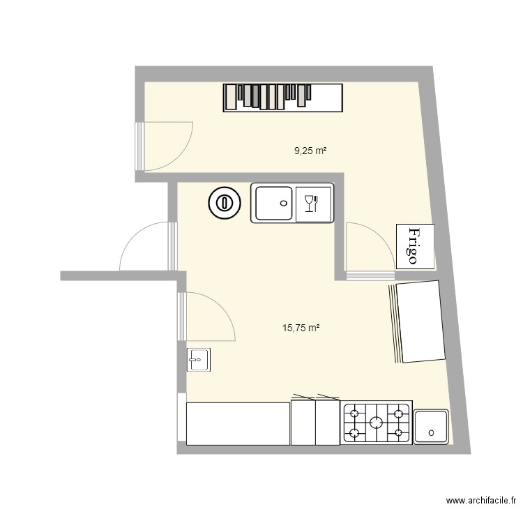 GAYOLE. Plan de 2 pièces et 25 m2