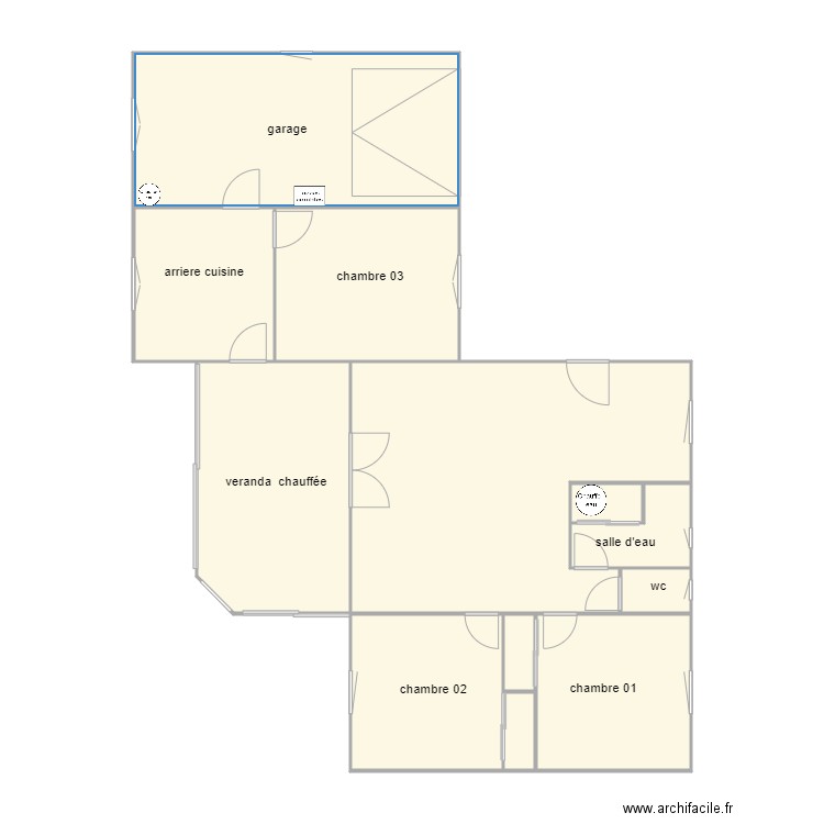 peroy am 1151. Plan de 12 pièces et 96 m2