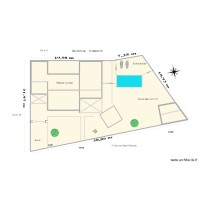  Plan de masse avec espace multifonction dans jardin