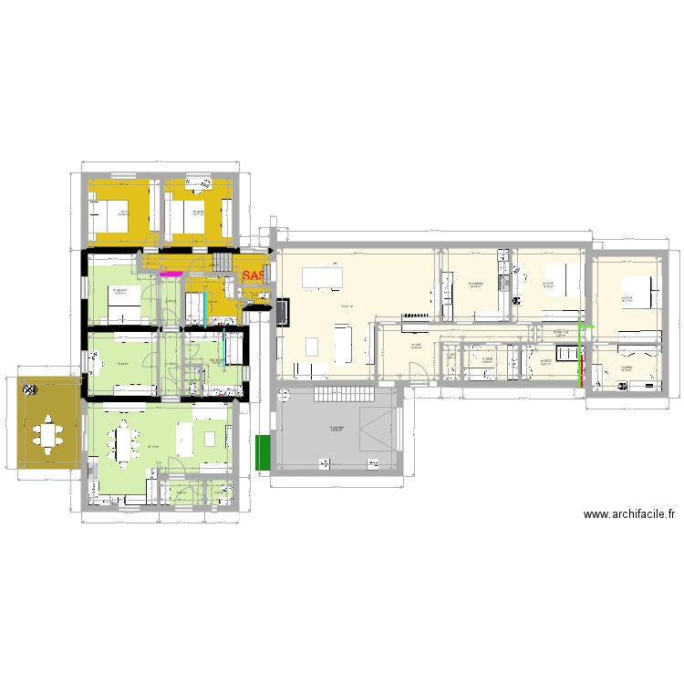   tout le plus grand 111121. Plan de 26 pièces et 323 m2