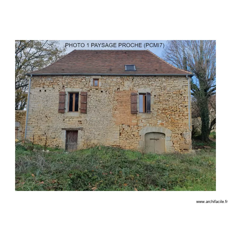 PHOTO 1. Plan de PHOTO 1. Plan de