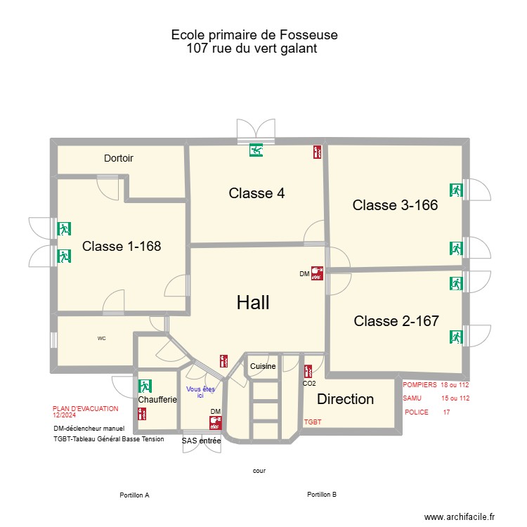 Fosseuse école plan B. Plan de 15 pièces et 138 m2