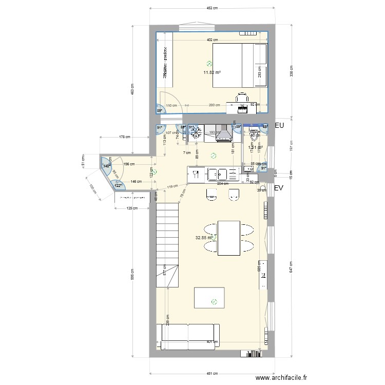 93310 wc en haut . Plan de 0 pièce et 0 m2