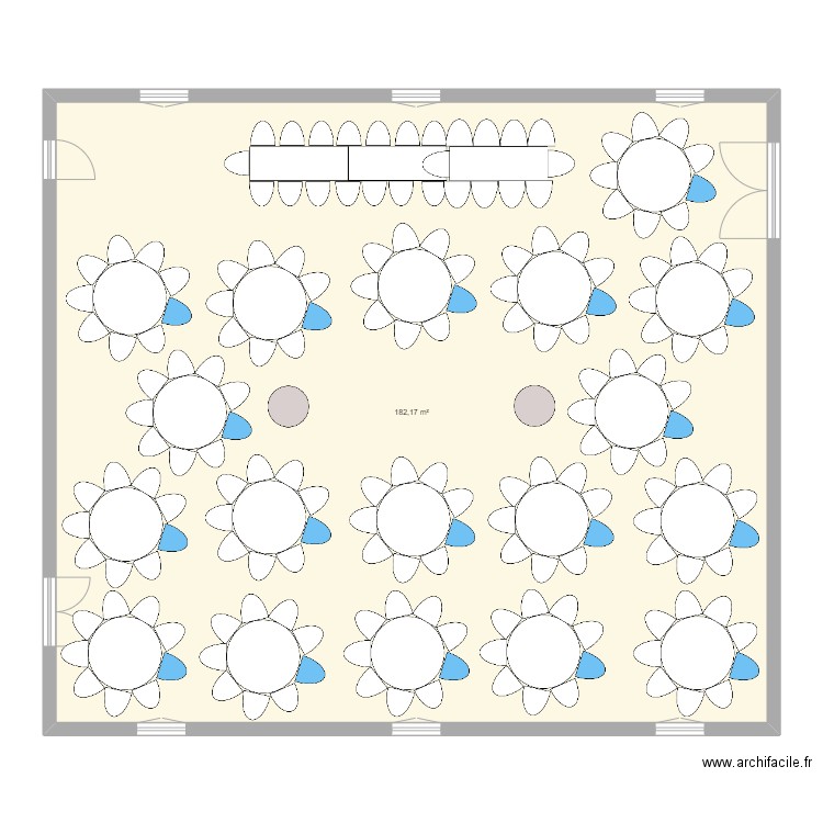 Longpont tables 180. Plan de 0 pièce et 0 m2