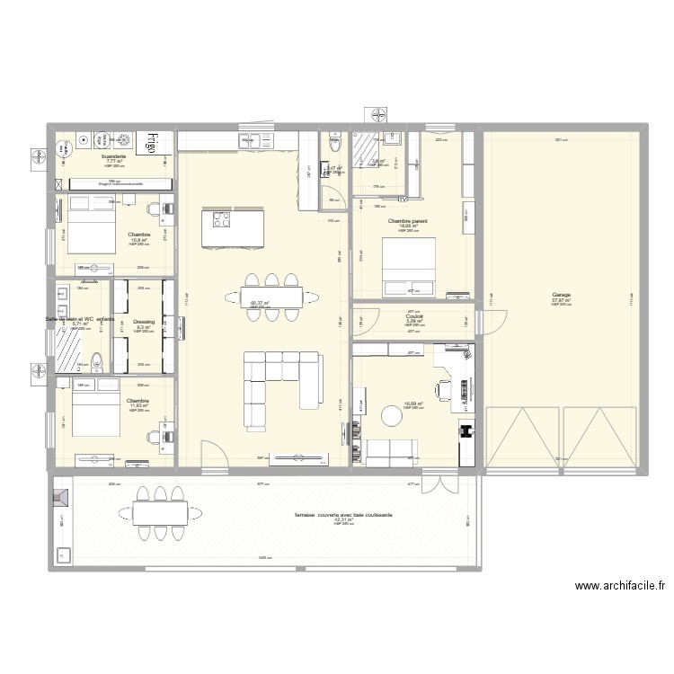 plan maison . Plan de 13 pièces et 250 m2