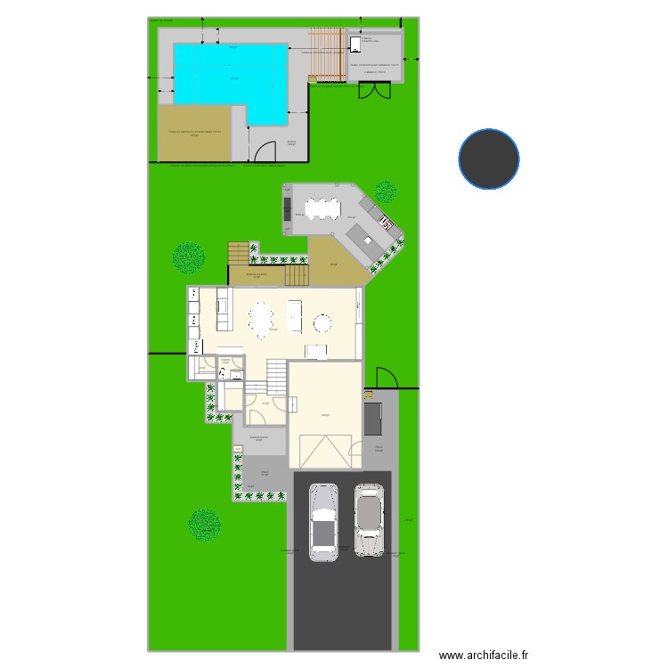 828 Madrigal extérieur mars 2022 - 12x22 terrasse surélevée. Plan de 32 pièces et 590 m2