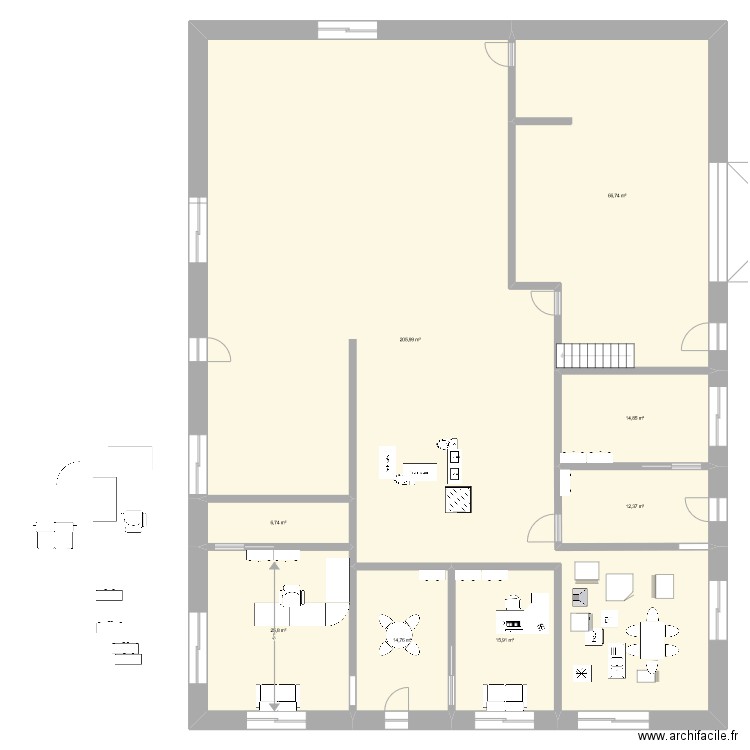 Local Marigny 4. Plan de 13 pièces et 741 m2