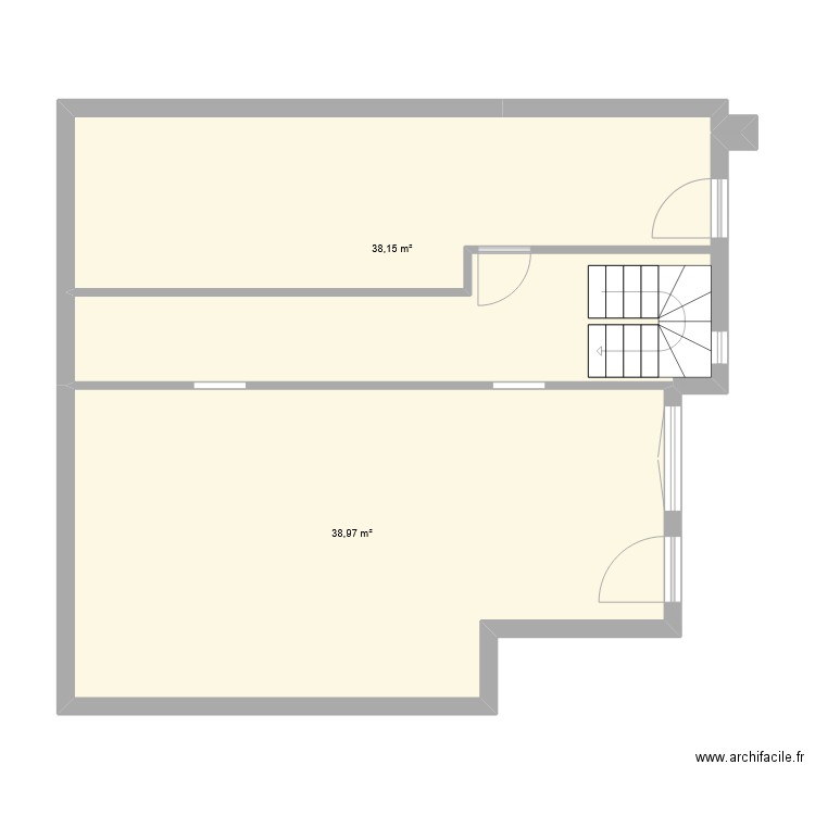 Maison. Plan de 2 pièces et 77 m2