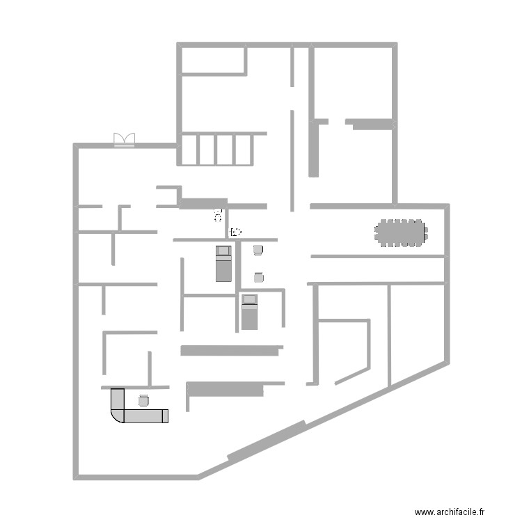 Roman Vozian. Plan de 6 pièces et 60 m2