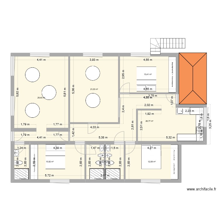 V1b11. Plan de 7 pièces et 129 m2