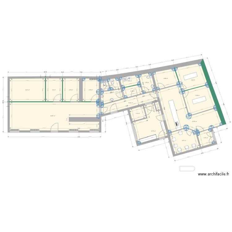 LAPOSTE veto. Plan de 19 pièces et 195 m2
