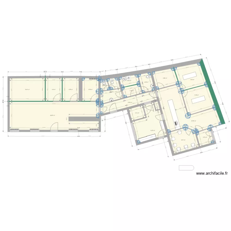 LAPOSTE veto. Plan de 19 pièces et 195 m²