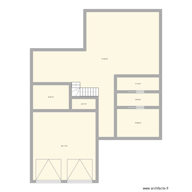 Plan 1 RdC. Plan de 7 pièces et 141 m2
