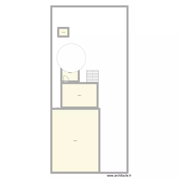 Piscine. Plan de 4  et 101 m²