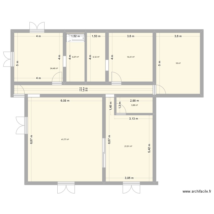 plan hti. Plan de 8 pièces et 137 m2